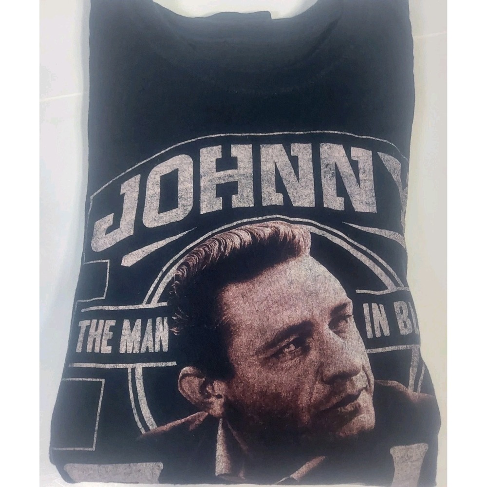 JOHNNY CASH THE MAN IN BLACK AMERICAN LEGEND T-SHIRT 2X